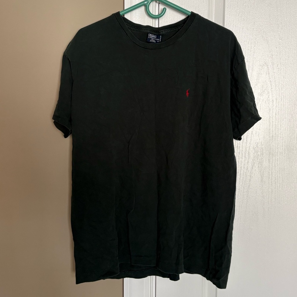 Polo by Ralph Lauren Men's 100% Cotton Short Sleeve Shirt. Size Large.